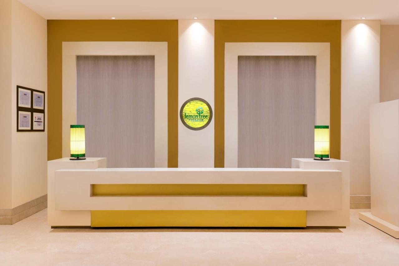 Lemon Tree Premier 2, Gurugram Hotel Gurgaon Exterior photo