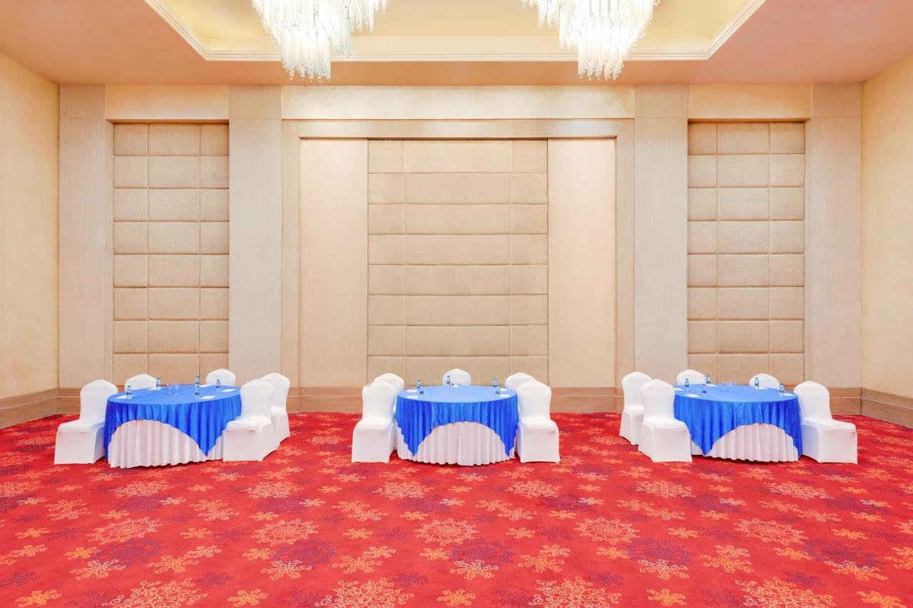 Lemon Tree Premier 2, Gurugram Hotel Gurgaon Exterior photo