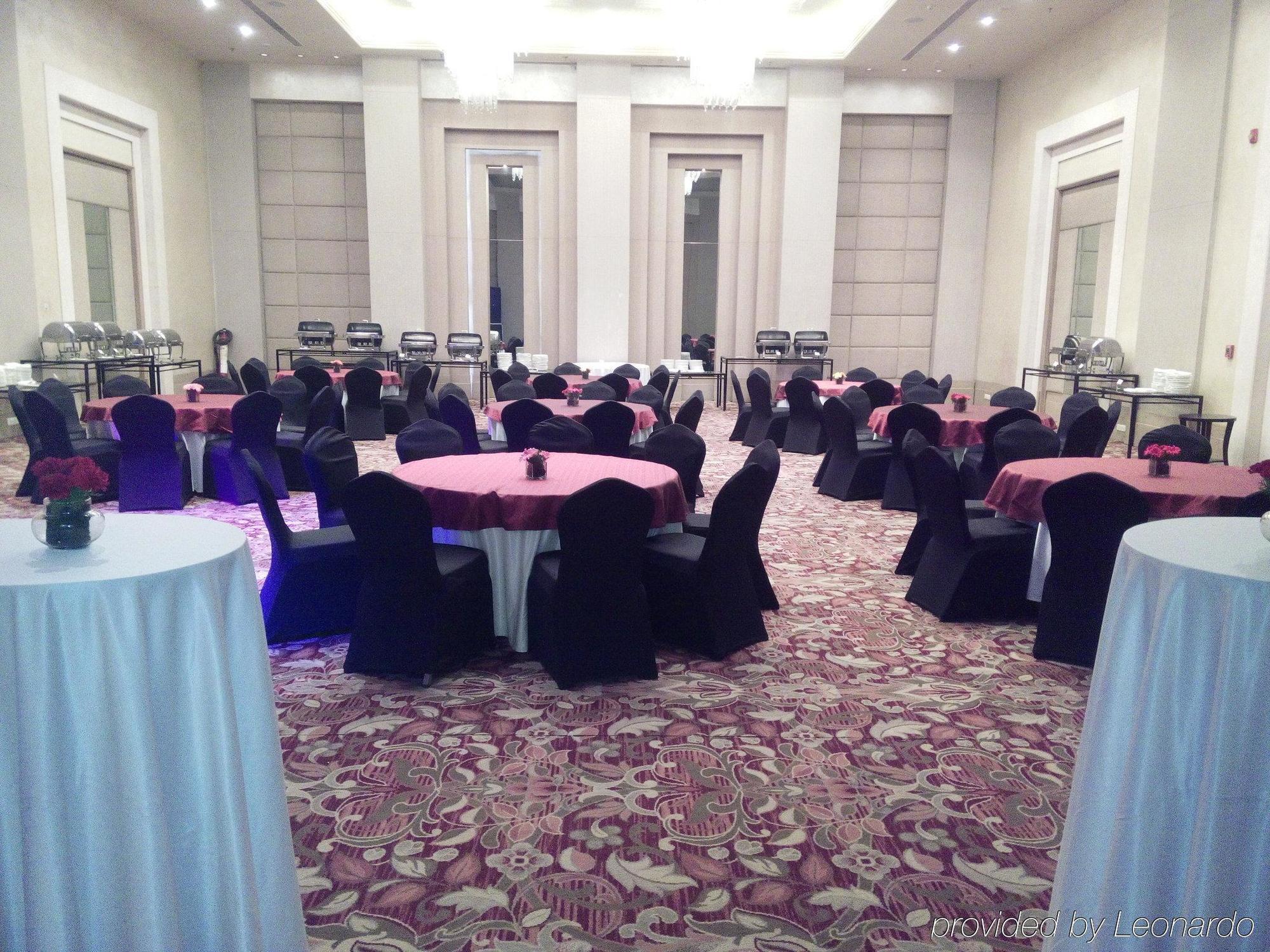 Lemon Tree Premier 2, Gurugram Hotel Gurgaon Exterior photo